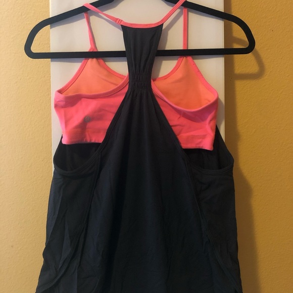 Lululemon ‘Tuck Me In’ Tank - Picture 2 of 9